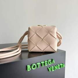 Picture of Bottega Veneta Handbags _SKUfw217279856fw